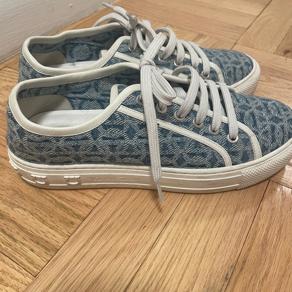 Denim Ferragamo Sneakers - Picture 3 of 4
